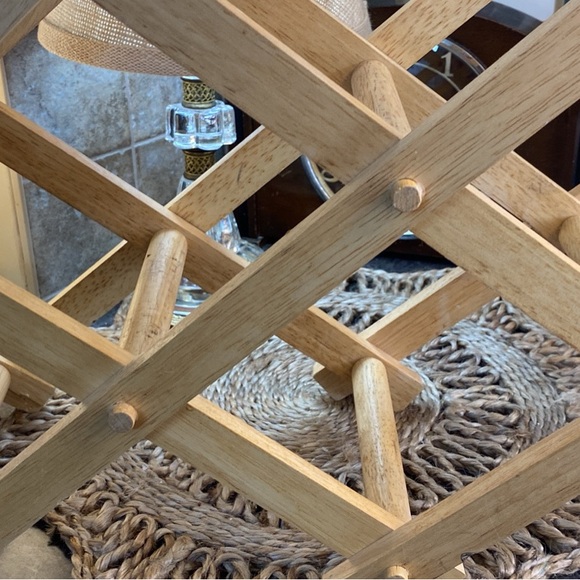 Wooden Expandable Wall Rack/Craft/Wine Rack - Picture 2 of 4